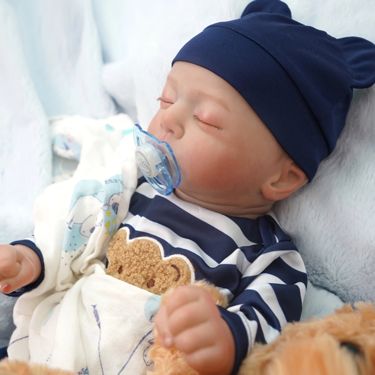 Bebê reborn menino de silicone 48cm - Miguel