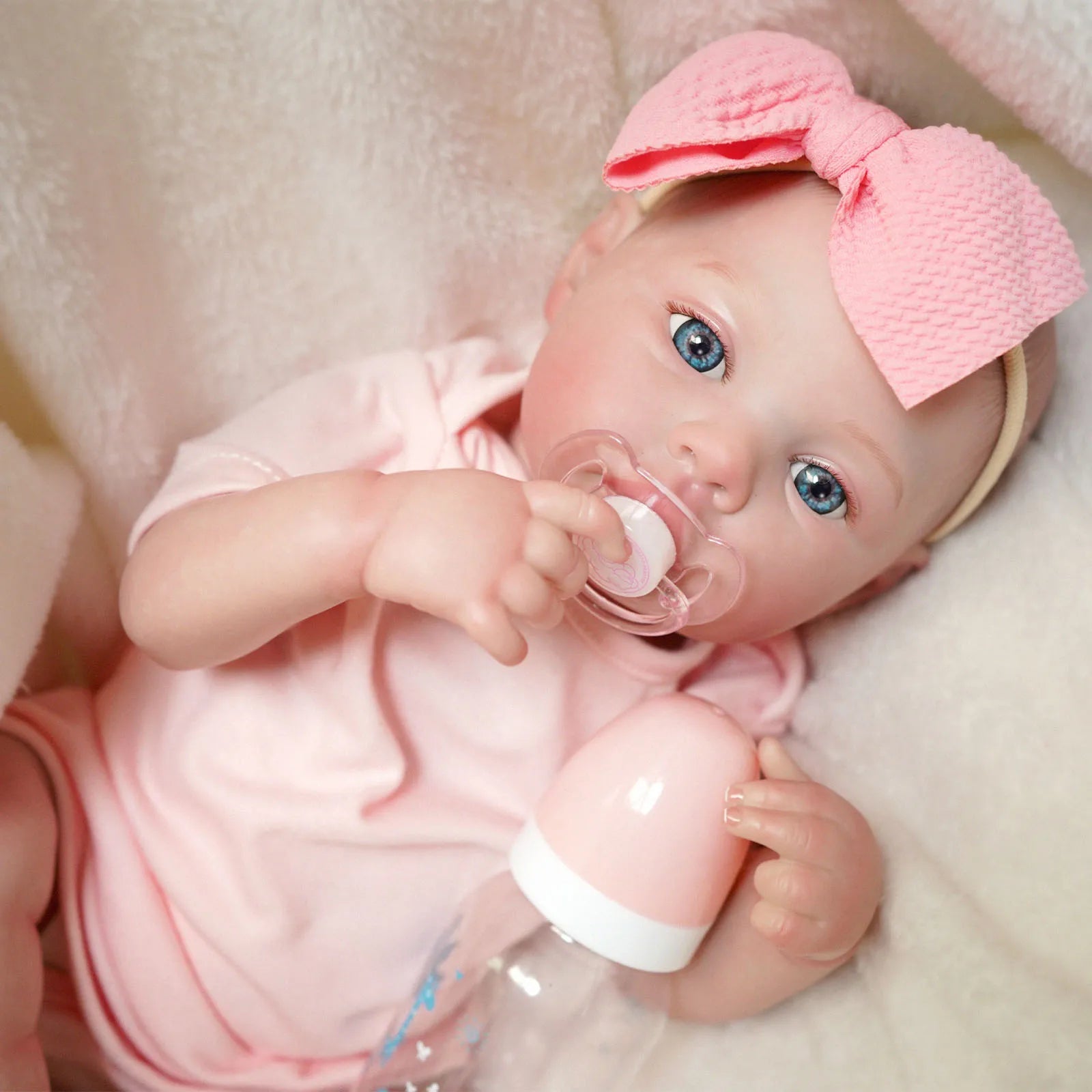 Bebê reborn menina de silicone 48cm - Helena